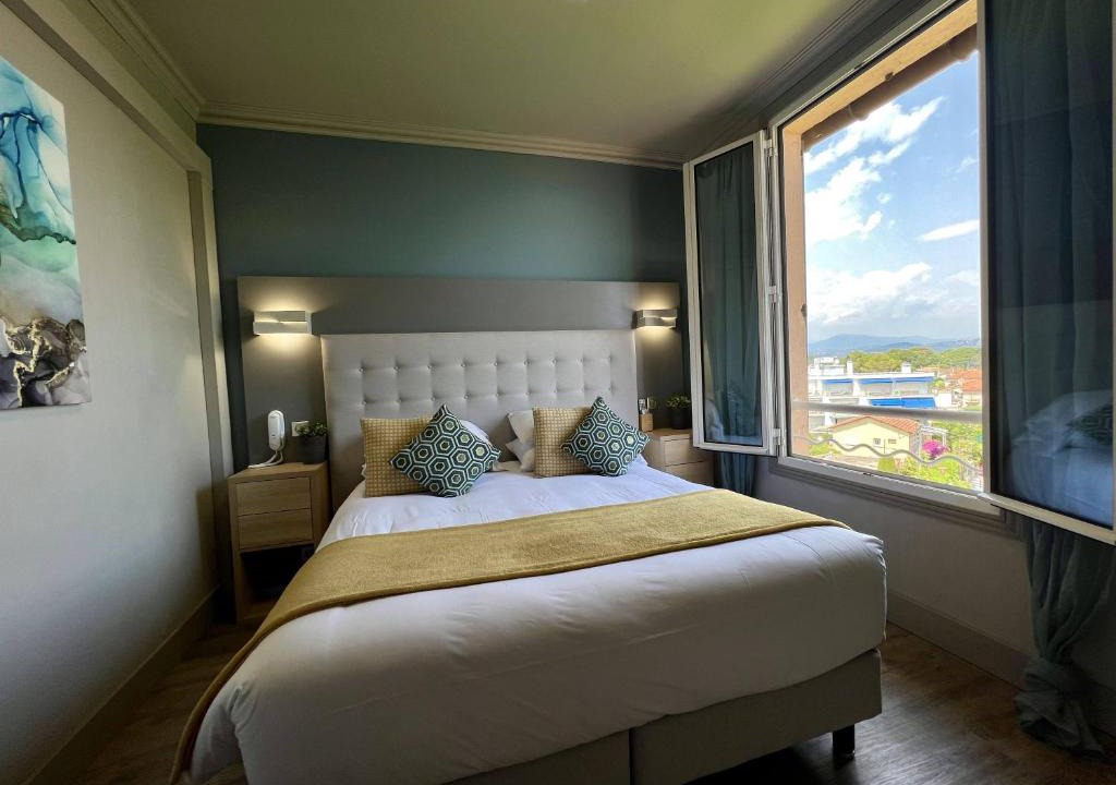 Mandelieu-la-Napoule Beach Hotel | Hotel La Calanque