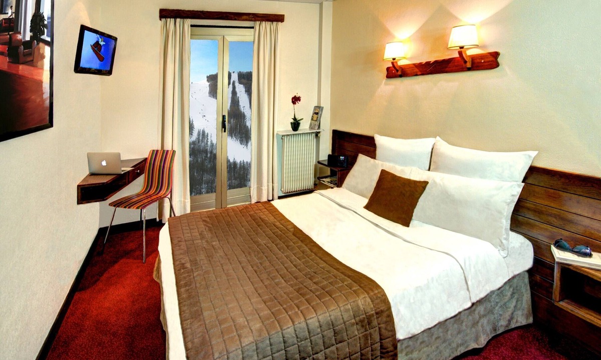 Saint-Etienne-de-Tinee Hotel | Hotel Las Donnas