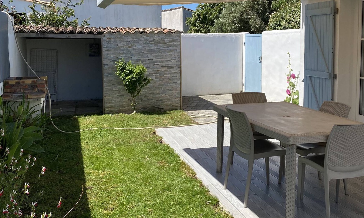 Saint-Clement-des-Baleines House | house / villa - 2 rooms - 2/ persons