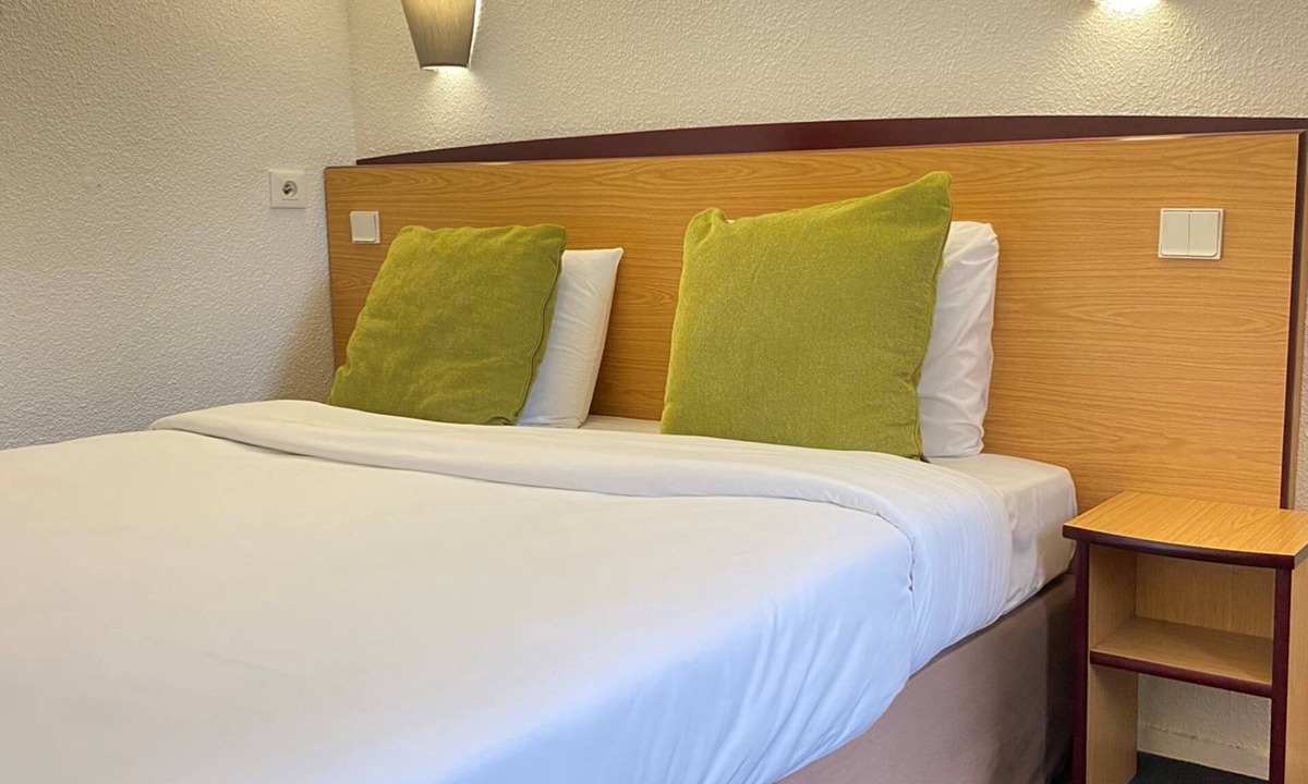 Le Blanc-Mesnil Hotel | Kyriad Le Blanc Mesnil