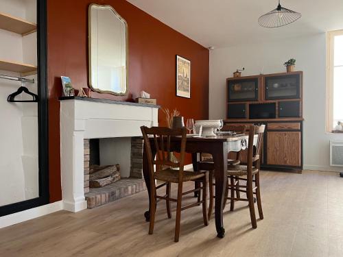 La Charite-sur-Loire Apartment | L’Etape, cœur de ville