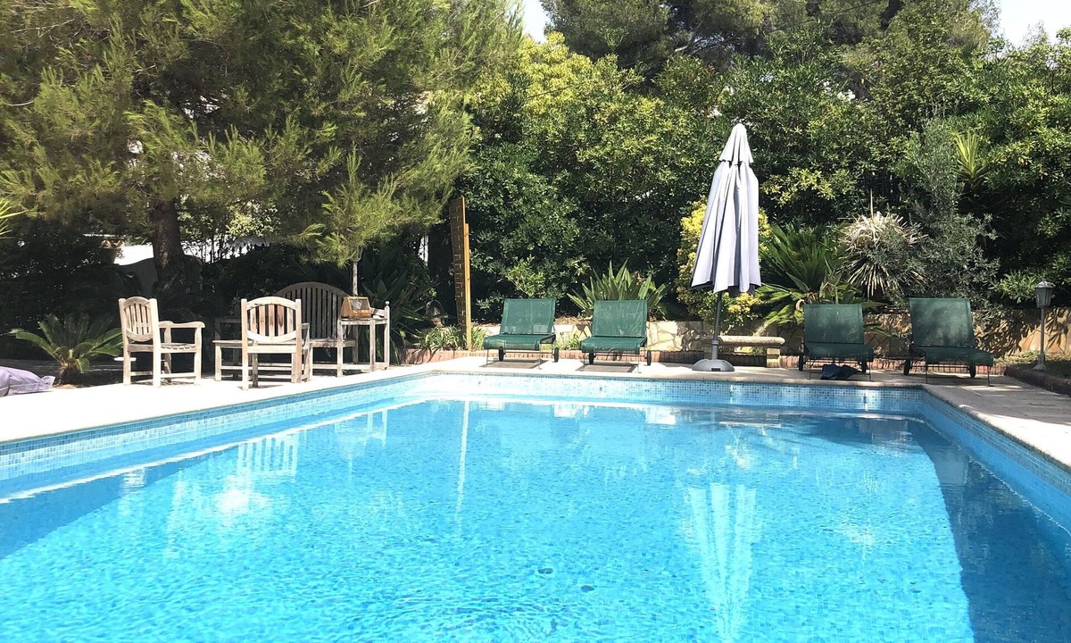 Sanary-sur-Mer House | Large, very spacious house allowing guests a degree of independence