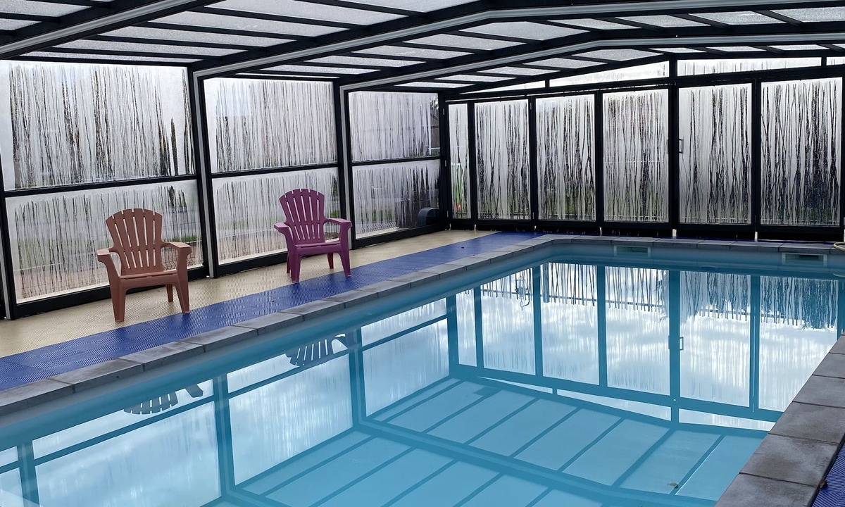 Givarlais Cottage | LAULIVIER-Piscine Campagne Gite 15 persons