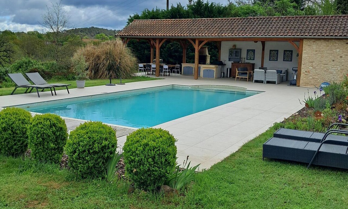 Nabirat House | LE CHATAÎGNIER Perigordian house with heated pool near Domme and Sarlat