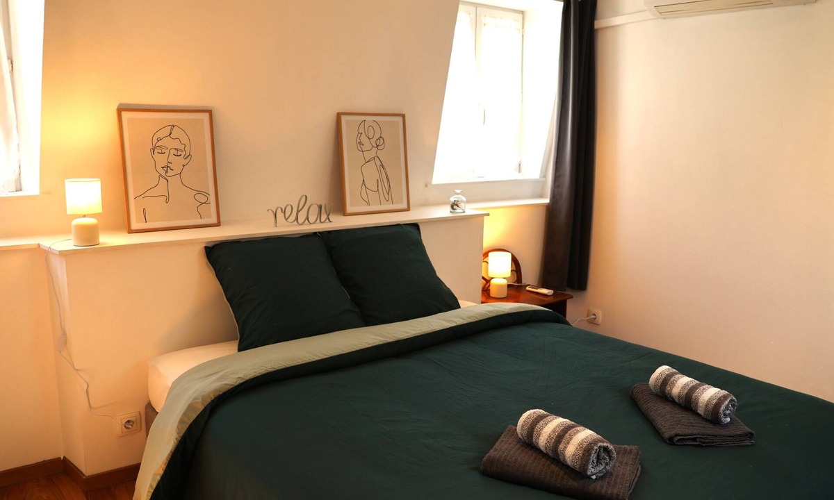 Nevers Apartment | Le Cocon St Martin – Cozy Duplex in Nevers City Center, Air Conditioning
