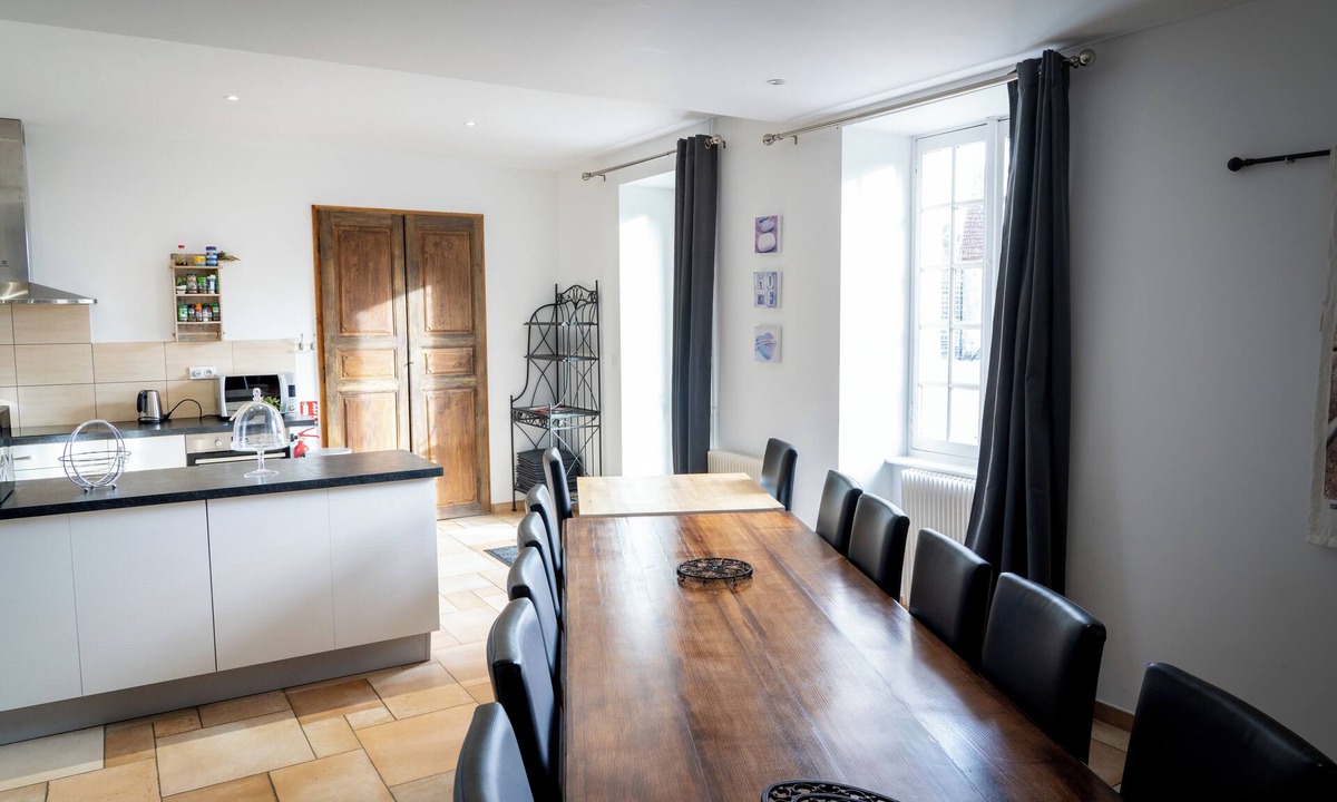 Souvigny House | Le grand gîte du domaine d'Embourg