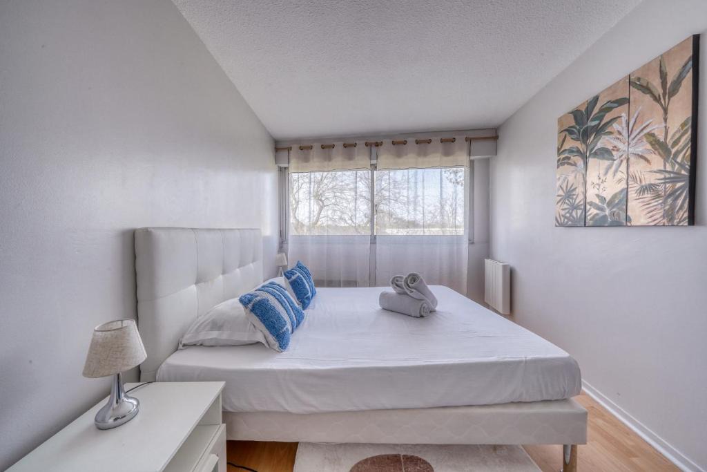 Le Bouscat Apartment | Le Halo - Avec Balcon et Parking Privé