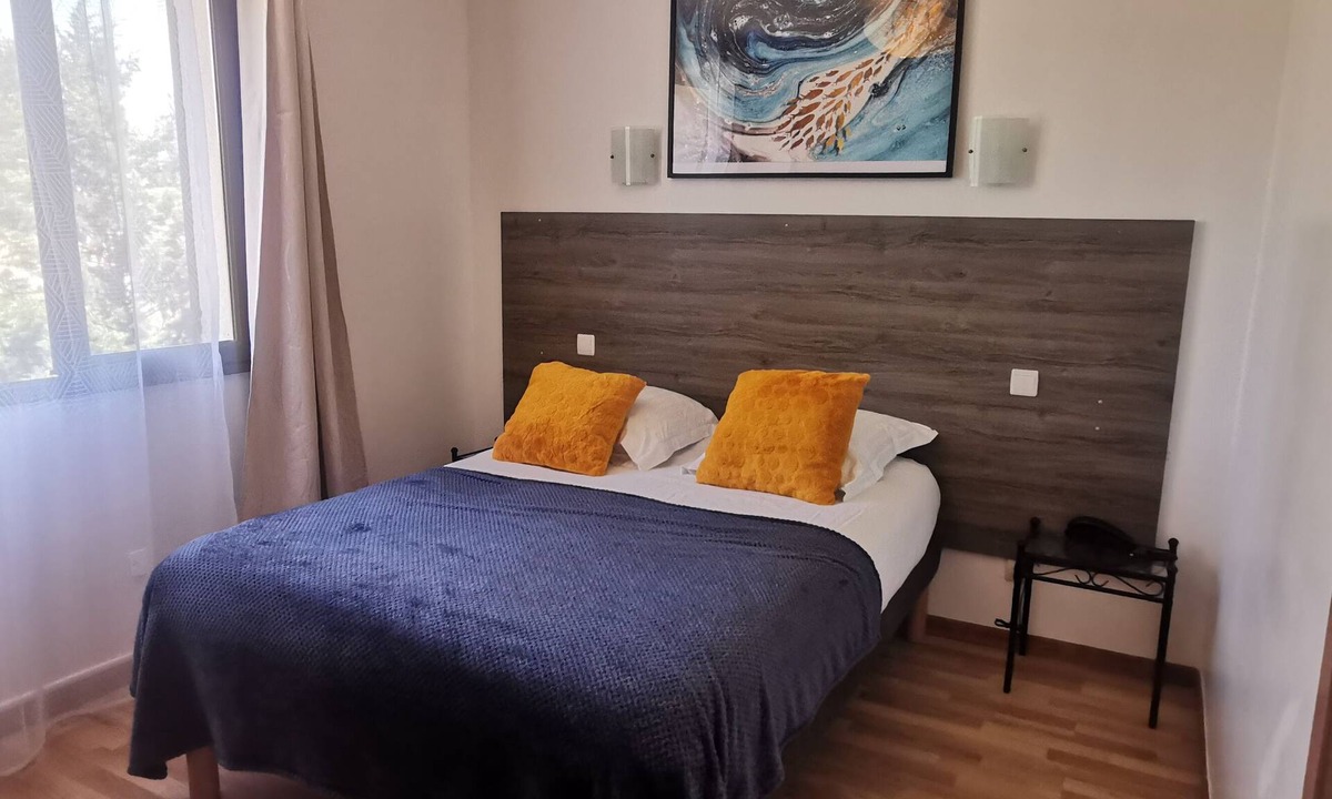 Graveson Hotel | Le Mas des Amandiers