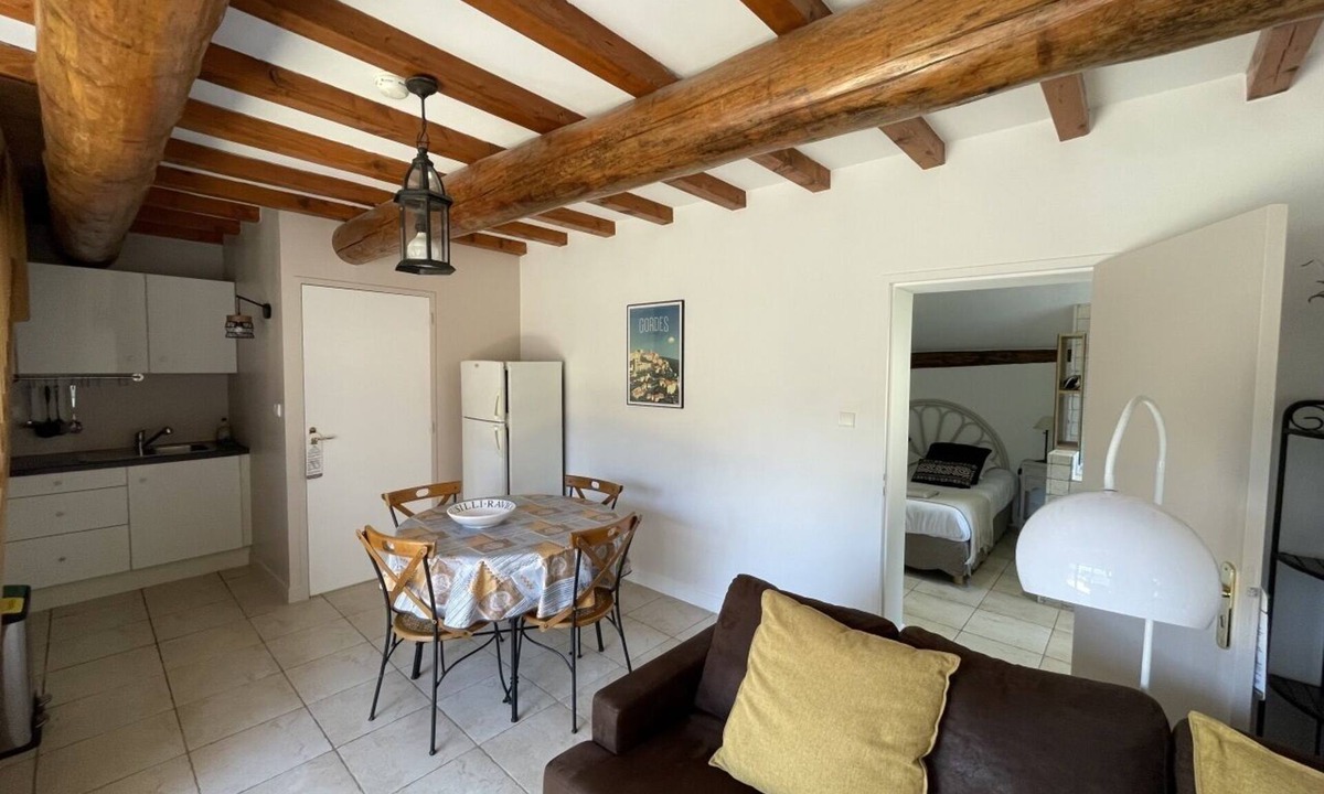 Graveson Bed & Breakfast | Le Mas Des Chutes