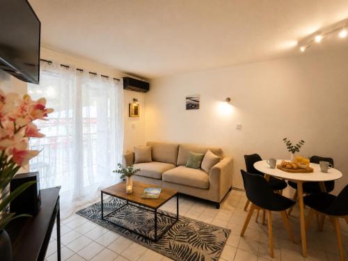 Digne-les-Bains Apartment | Le nid des Bains - Climatisé - Piscine partagée