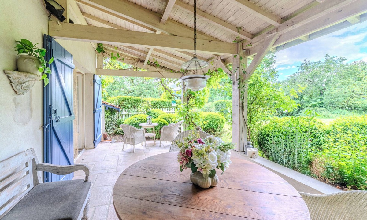 Arronnes House | Le Sichon - Piscine - Petfriendly - Wifi