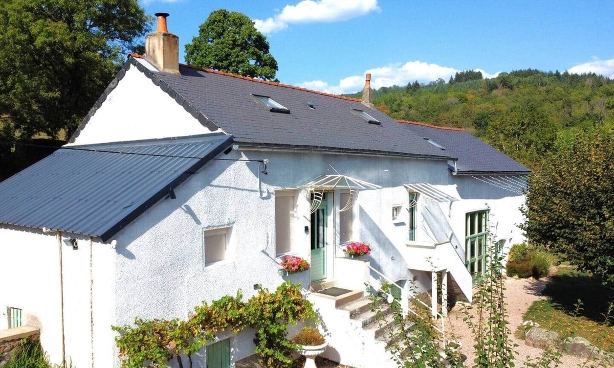 Chaumard House | Le Toit du Lac - Swimming Pool, Tennis and Lake View