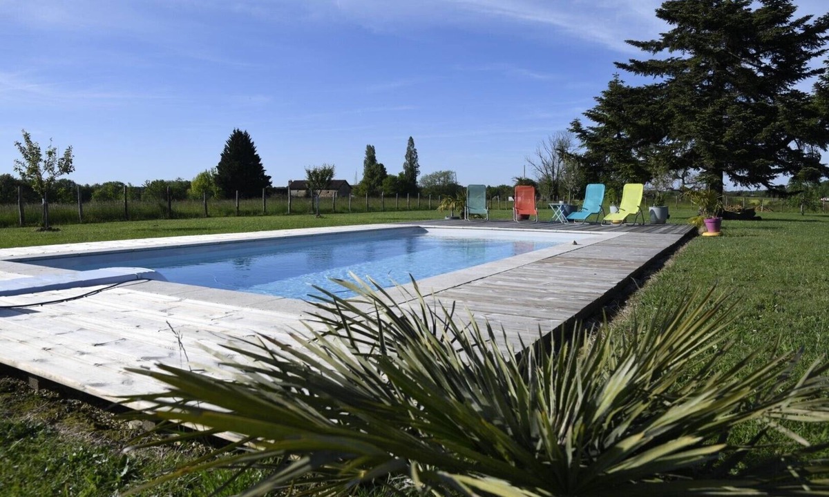 Plazac Bed & Breakfast | Les Silex Guest Room: Modern Comfort in the Heart of Périgord Noir