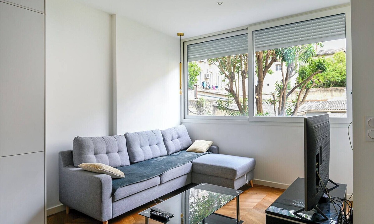 La Castellane Apartment | Lovely 2-bedroom apt central Marseille