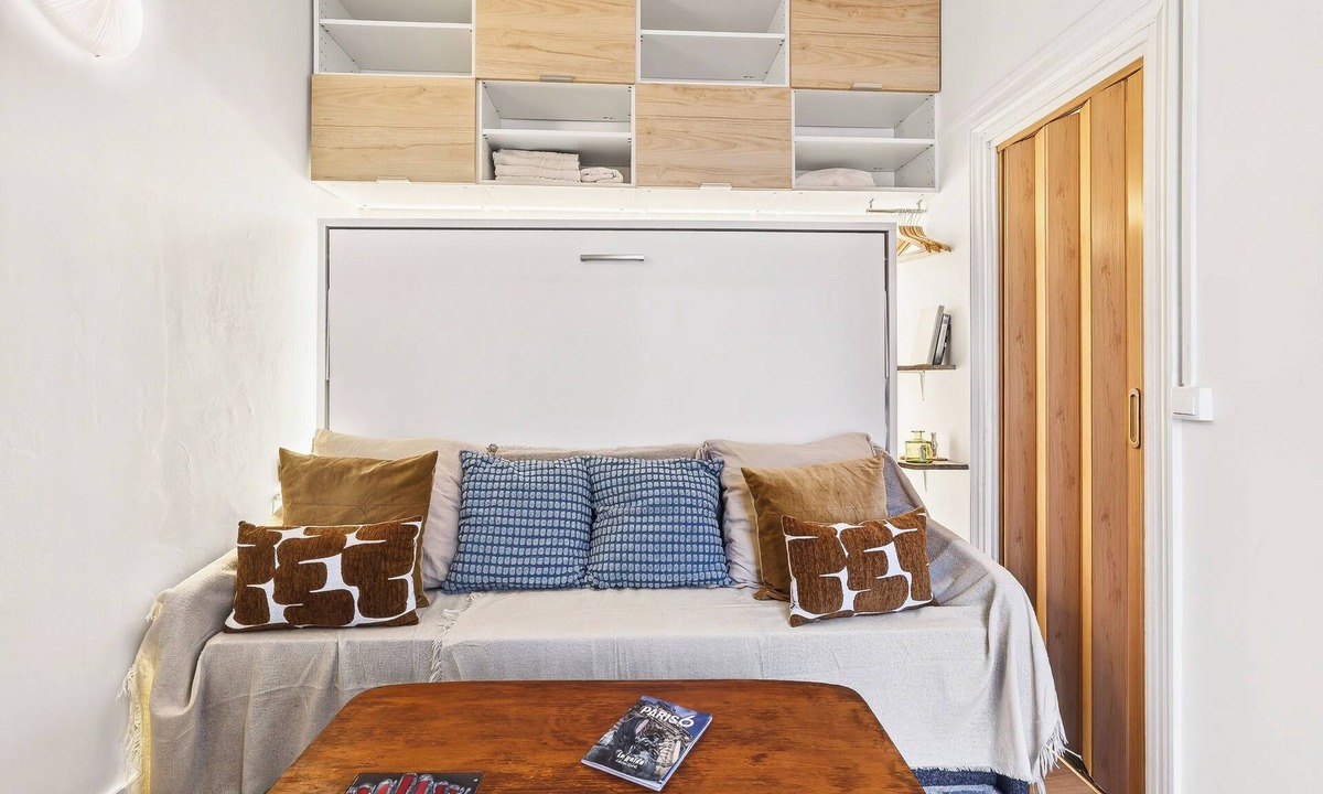 Saint-Germain-des-Pres Apartment | Lovely Studio 10 mn walk to Louvre & Latin Quarter