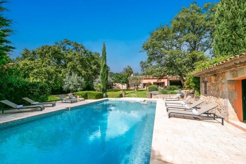 Saint-Paul-en-Foret Villa | Luxury Villa near Fayence