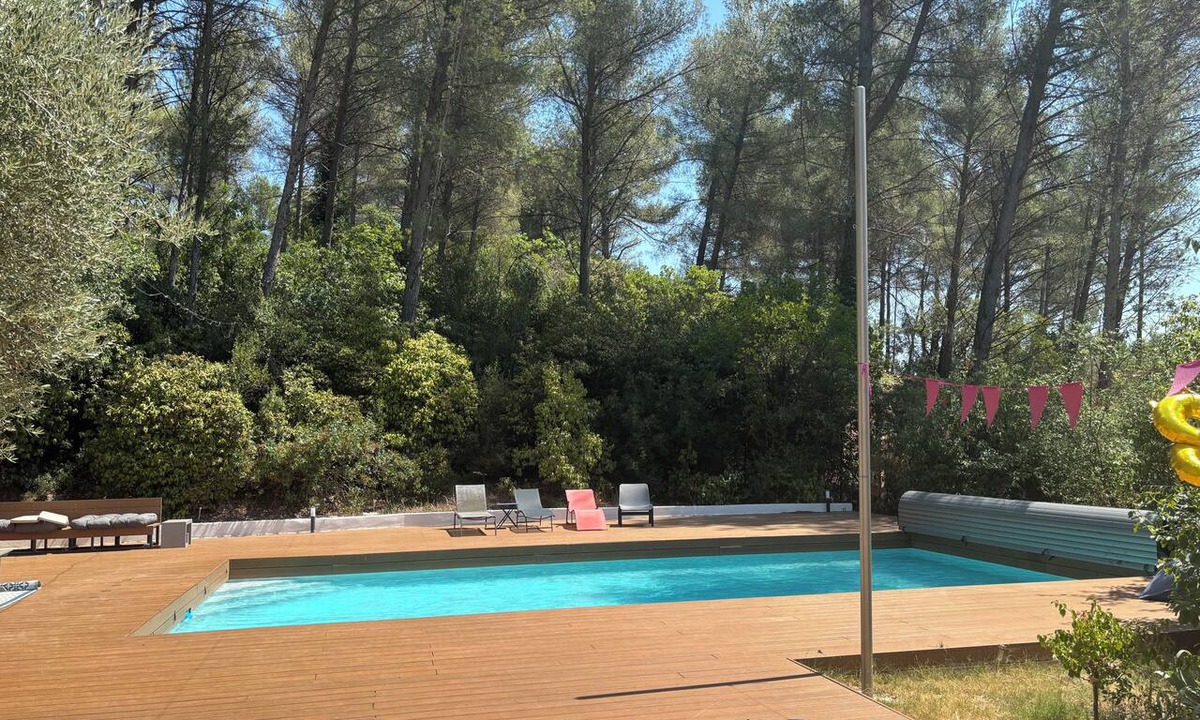 Les Accates House | Magnificent house in the heart of the pine forest in Marseille