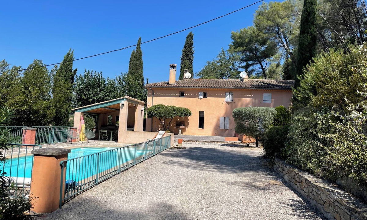 Le Castellet House | Maison de Famille Entre Pinède et Vignes à 15mn de la Plage