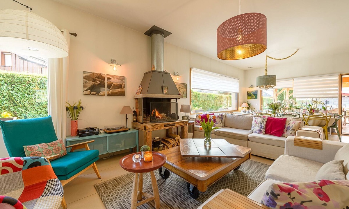 Saint-Jorioz House | Maison Ondine - Logement familial à deux pas du lac et des commerces