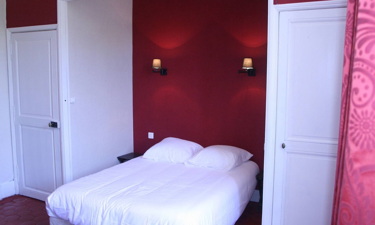 Imphy Bed & Breakfast | Manoir de Curty