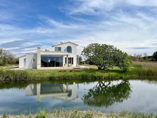 Saintes-Maries-de-la-Mer Bed & Breakfast | Mas du Couvin, maison d'hôtes en Camargue