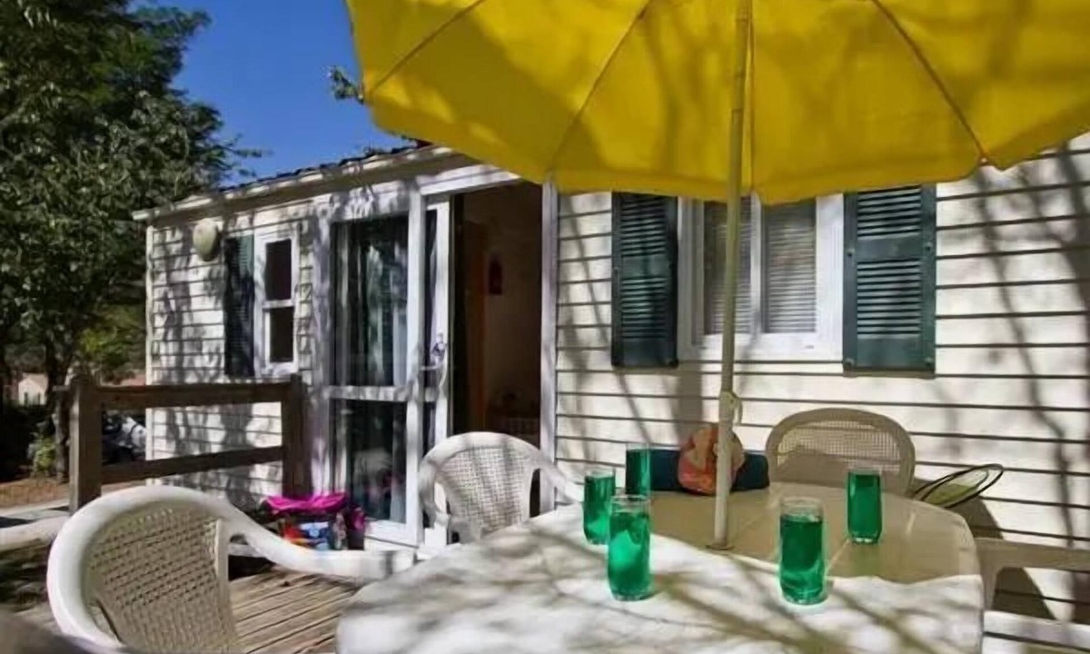 Petit-Palais-et-Cornemps House | Mobil home Confort - 2 bedrooms - (27m²) 6 people