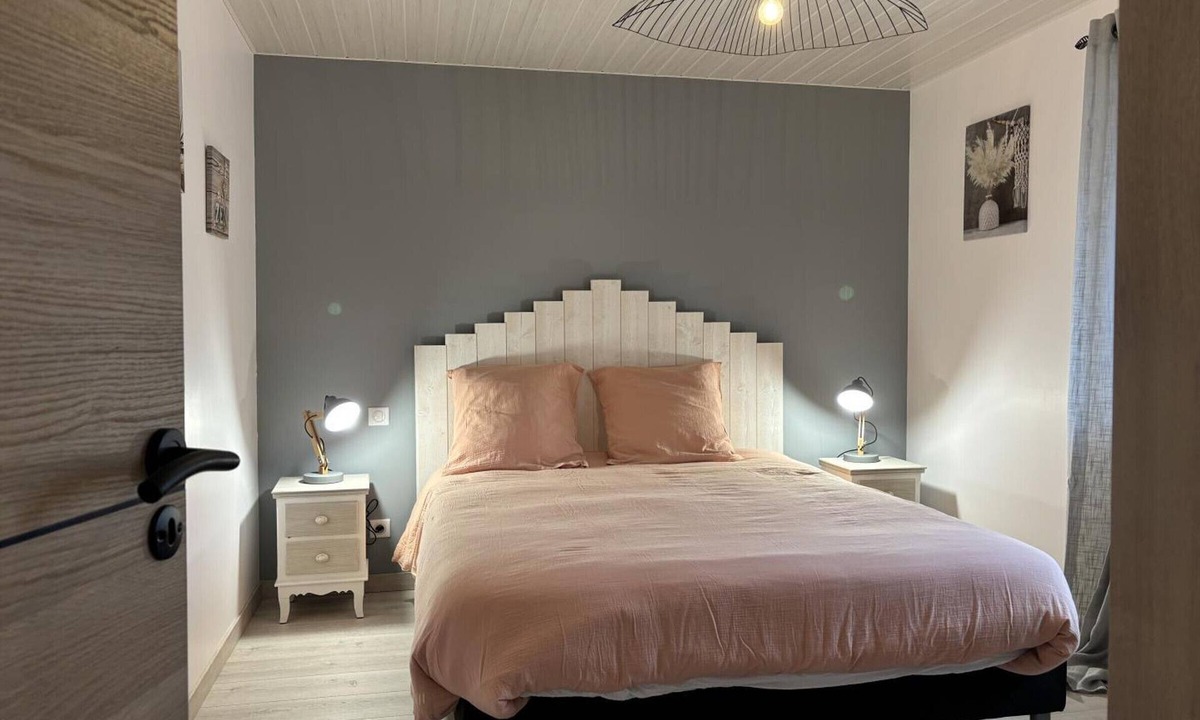 Cognat-Lyonne Cottage | Modern 3-ears cottage in Cognat-Lyonne, 6 ppl, charm and comfort