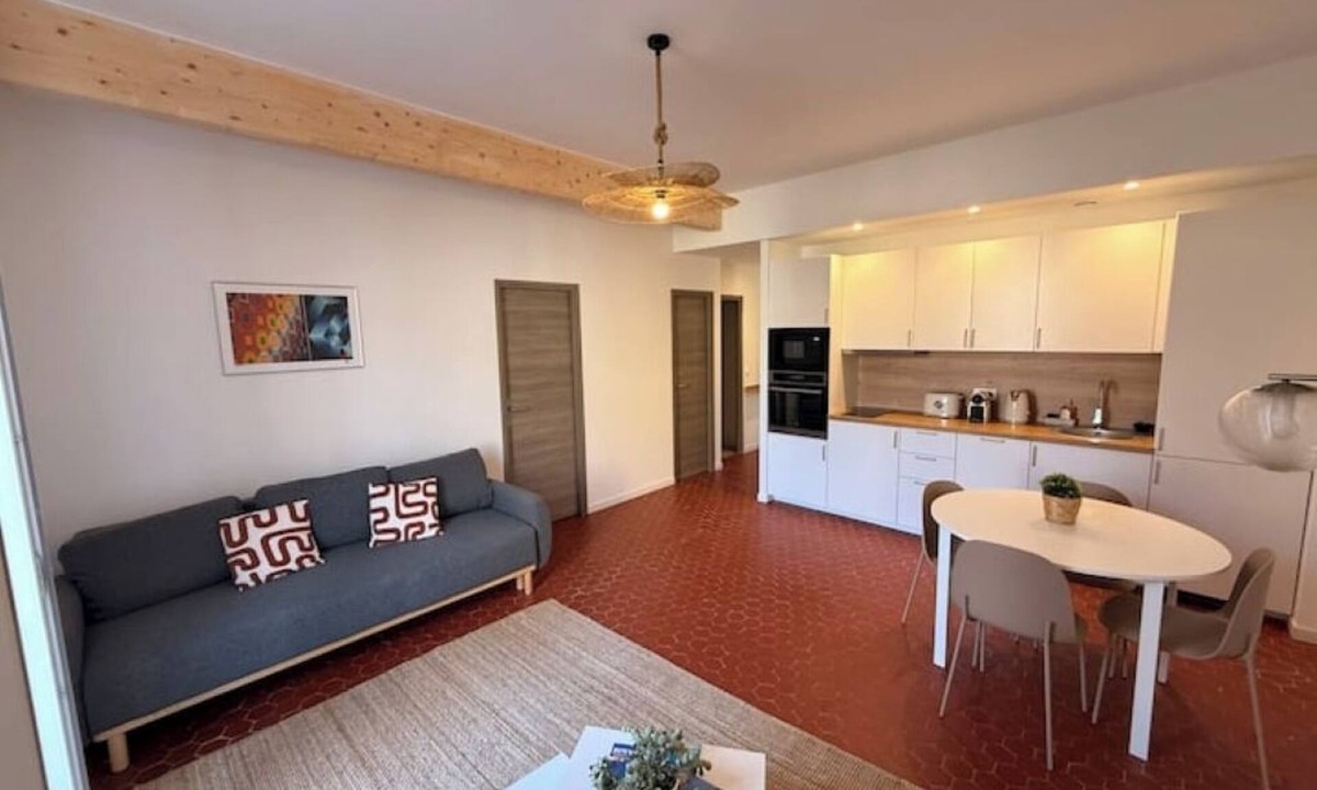 Aubagne Apartment | Nice T2 with balcony hyper center of aubagne