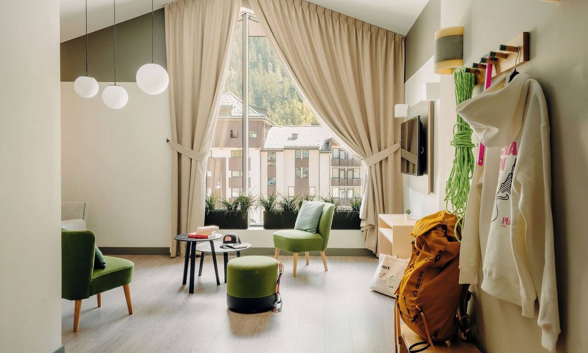 Chamonix City Centre Hotel | PlanB Hotel - Living Chamonix