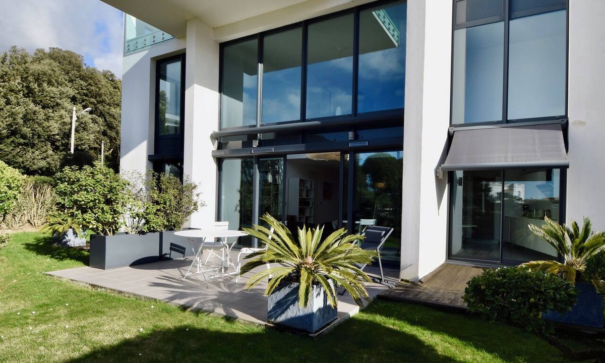 Pontaillac Apartment | PRESTIGE RANGE - VACATION RENTALS IN ROYAN AND PONTAILLAC - 2-BEDROOM APARTMENT
