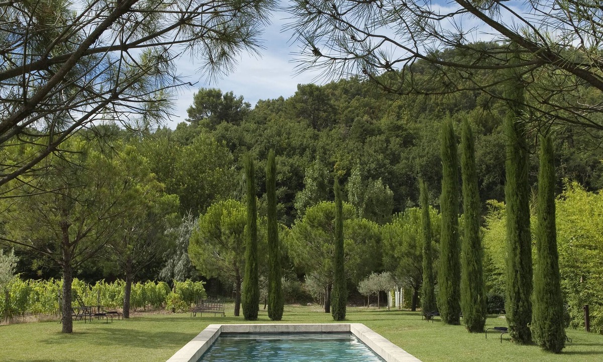 Menerbes House | Prestigious estate in Ménerbes. large heated swimming pool. large landscaped grounds.