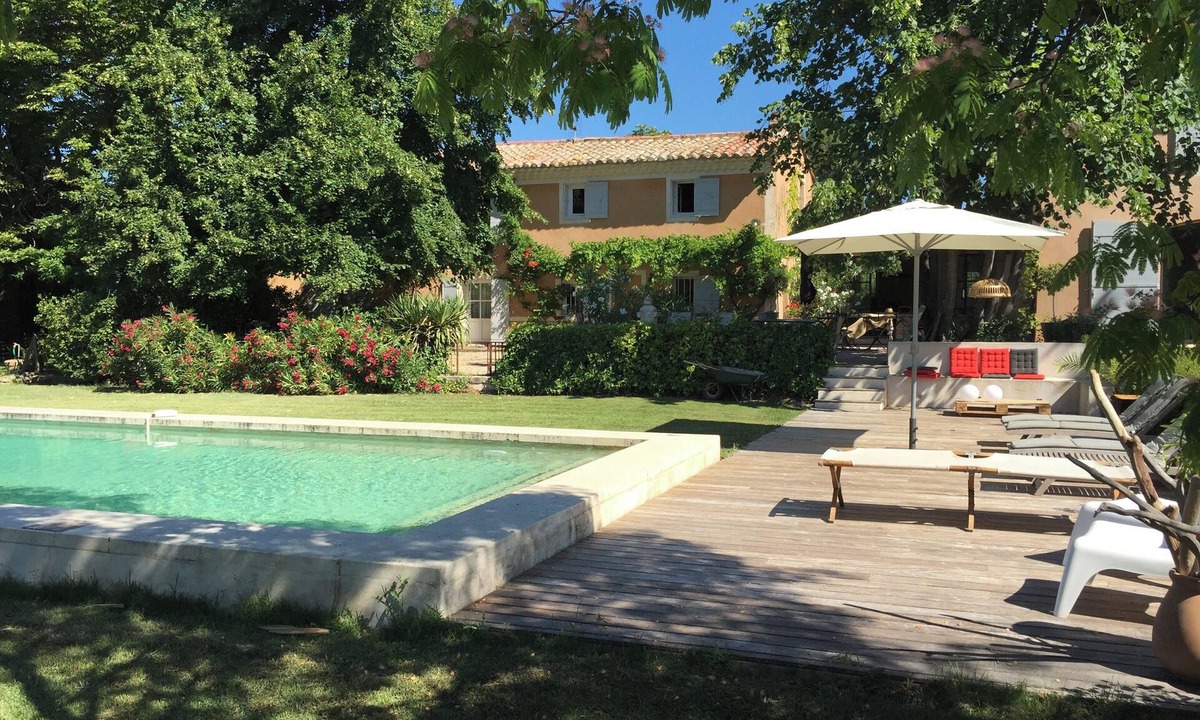 Aix-en-Provence House | Provencal farmhouse from the 19th century with swimming pool, charming house