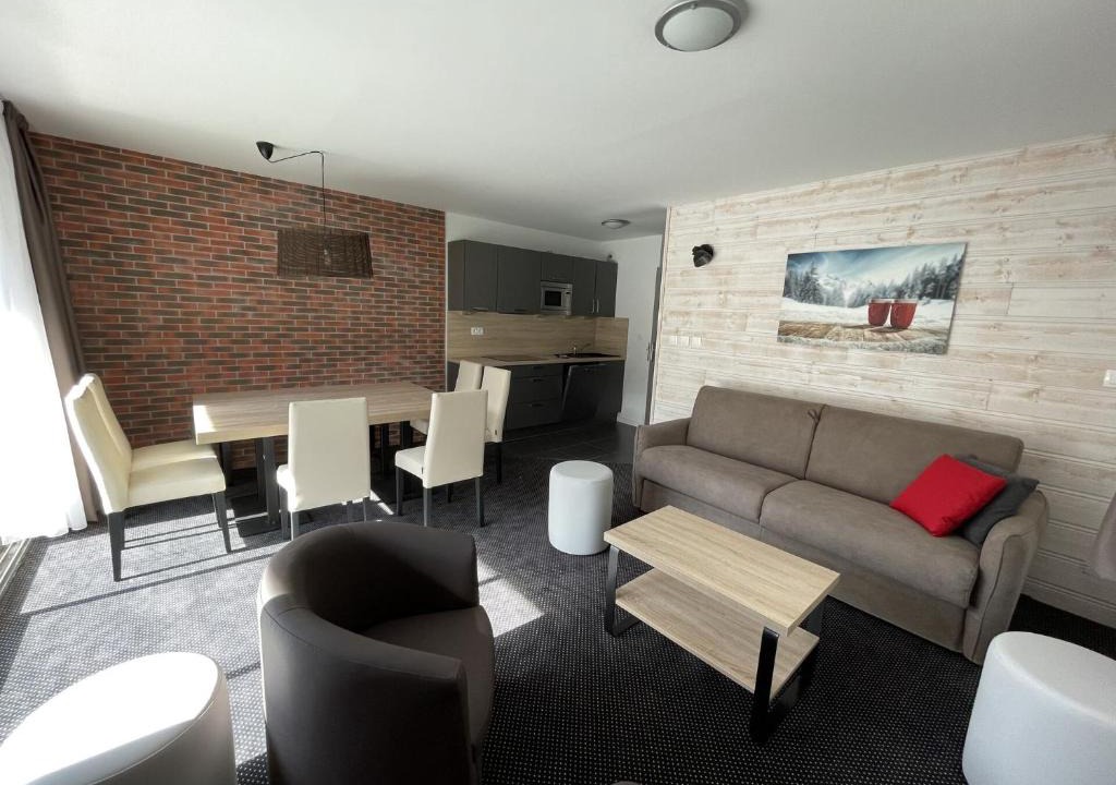 Eaux-Bonnes Apartment | Résidence Le Portillo - Piscine - 3 Pièces pour 8 Personnes MAE-4873