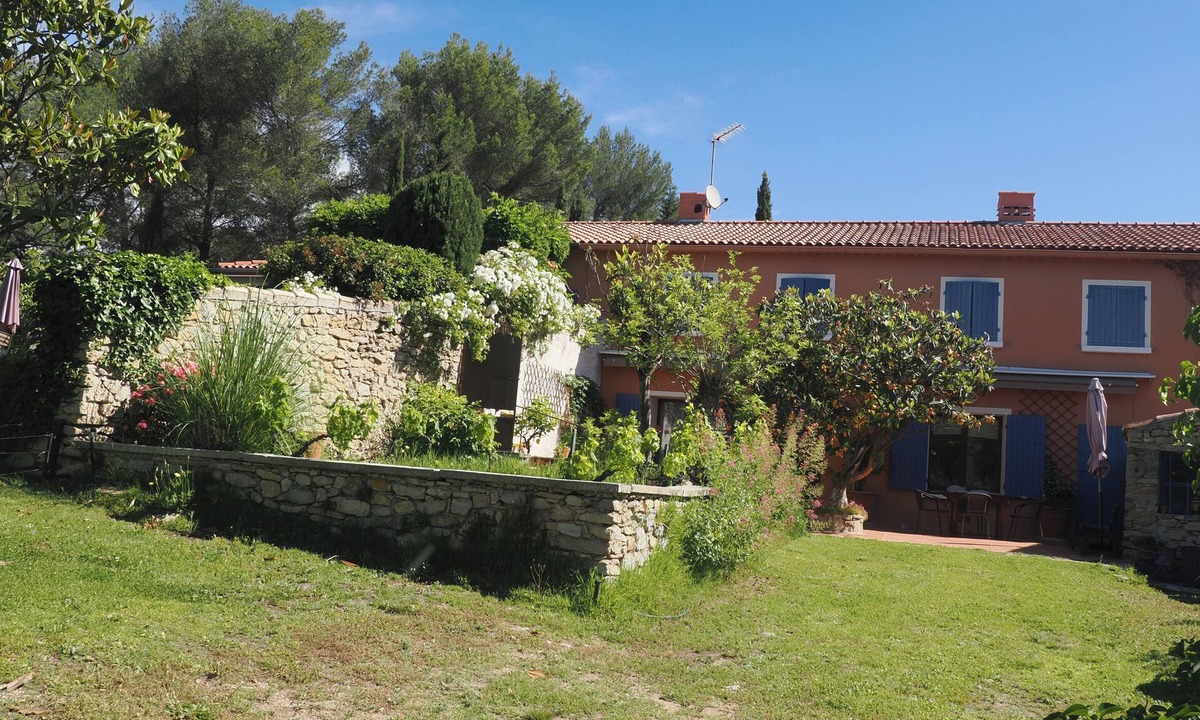 Le Beausset House | RENTALS IN THE PROVENCAL COUNTRYSIDE IN LE BEAUSSET (VARÀ)