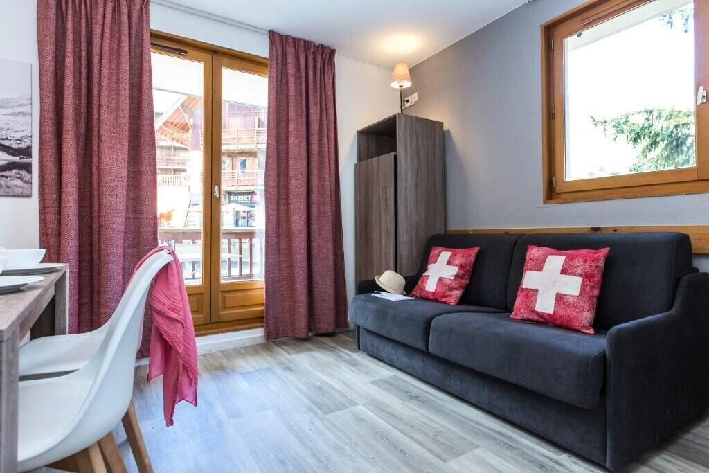 Saint-Sorlin-d'Arves Apartment | Residence Odalys Les Sybelles - 2 Rooms 3 People