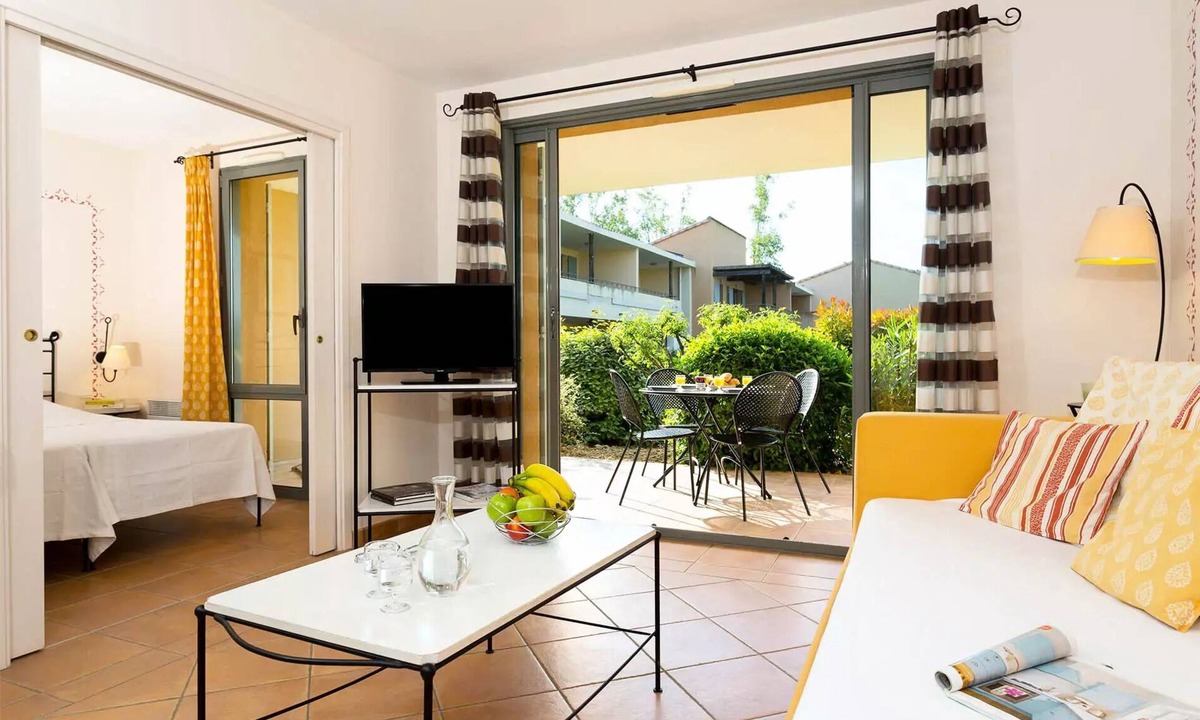 Saumane-de-Vaucluse Apartment | Residence Provence Country Club* - 2 Rooms 4 People