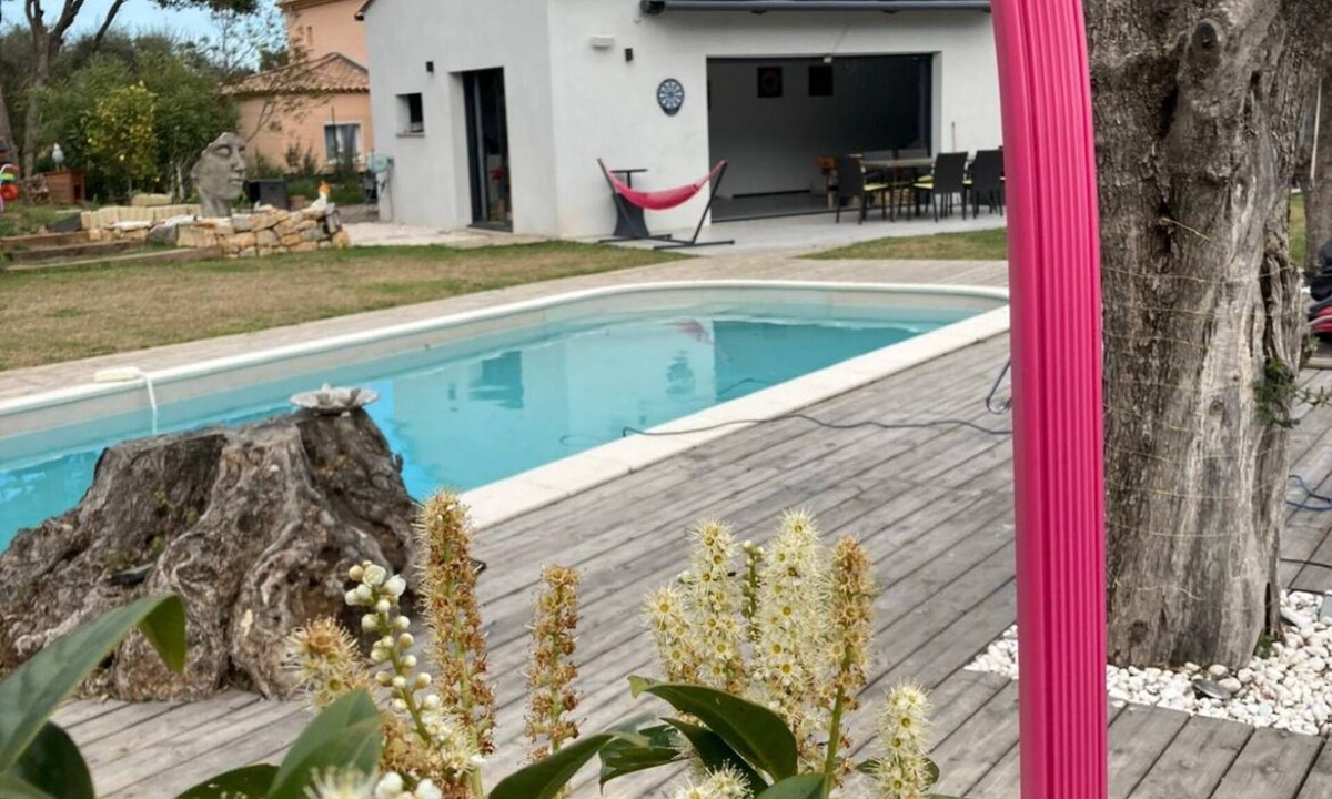 Saint-Jacques Villa | SANA family villa with swimming pool and pétanque, near Cannes