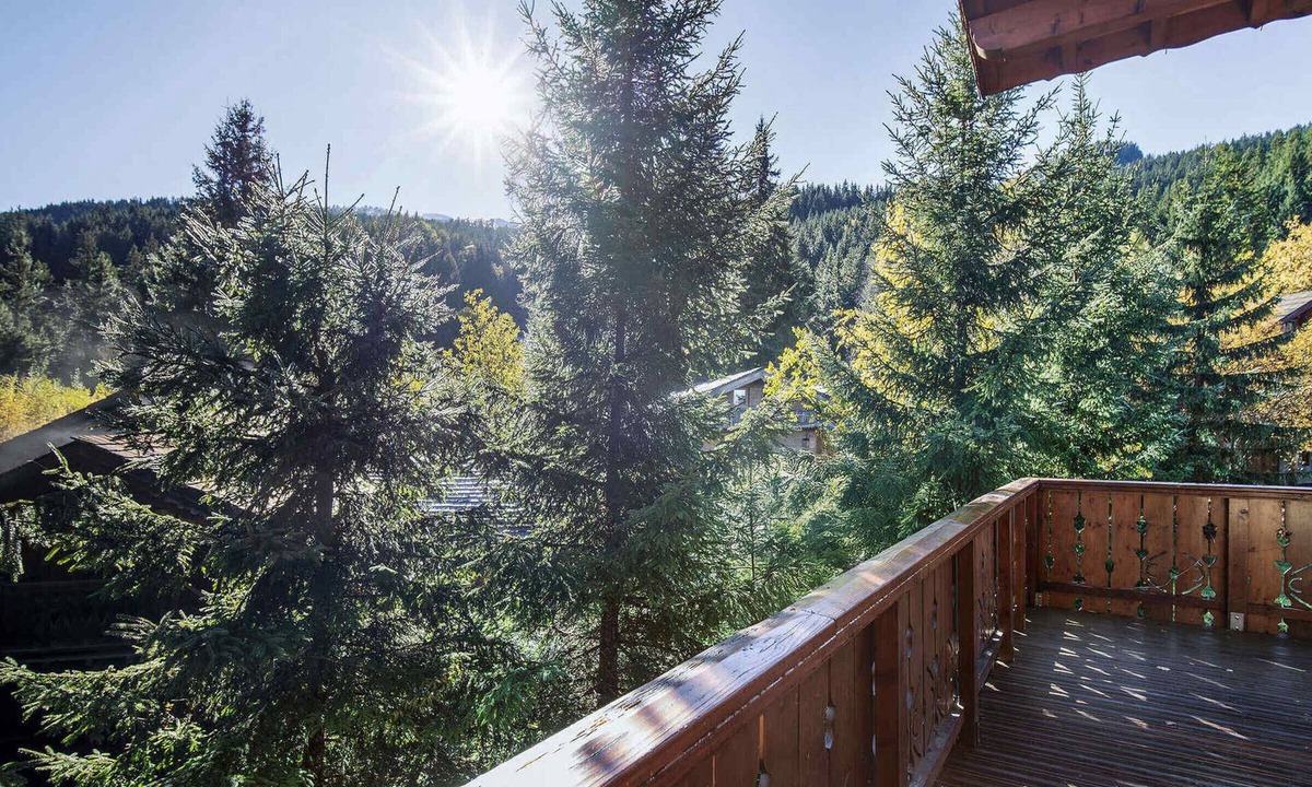 La Perriere Ski Chalet | Savoyard chalet near slopes, 13 guests, Parking, Wifi