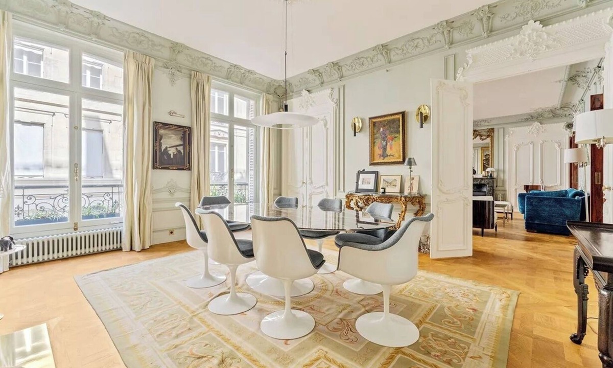 Quartier Saint-Georges Apartment | Signature Collection-Timeless luxury combined with key services and experiences
