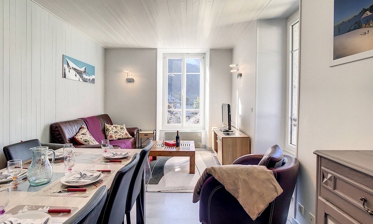 Chamonix City Centre Apartment | Spacious apartment in Chamonix, 8 pers, elevator