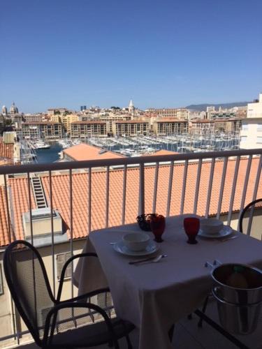 Saint-Victor Apartment | Suite privée du balcon du vieux port Marseille