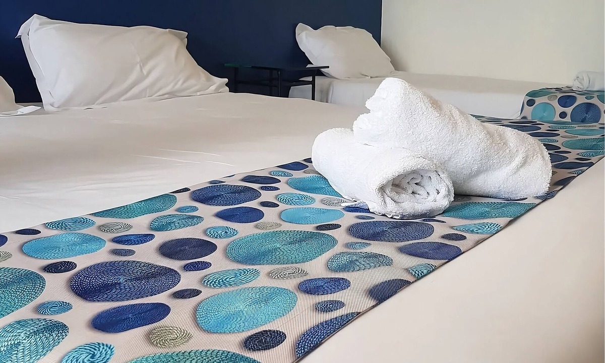Six-Fours-les-Plages Hotel | Sunset Views Over Six-Fours Bay on the Seafront