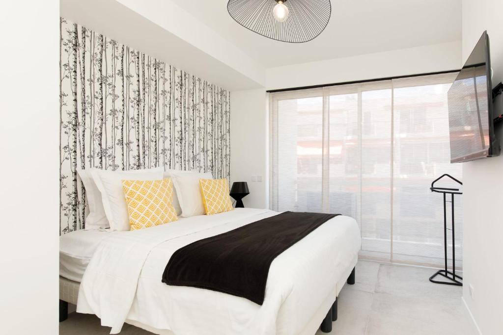 Cannes City Centre Apartment | Superb 2 beds 2 baths next to Martinez Hotel