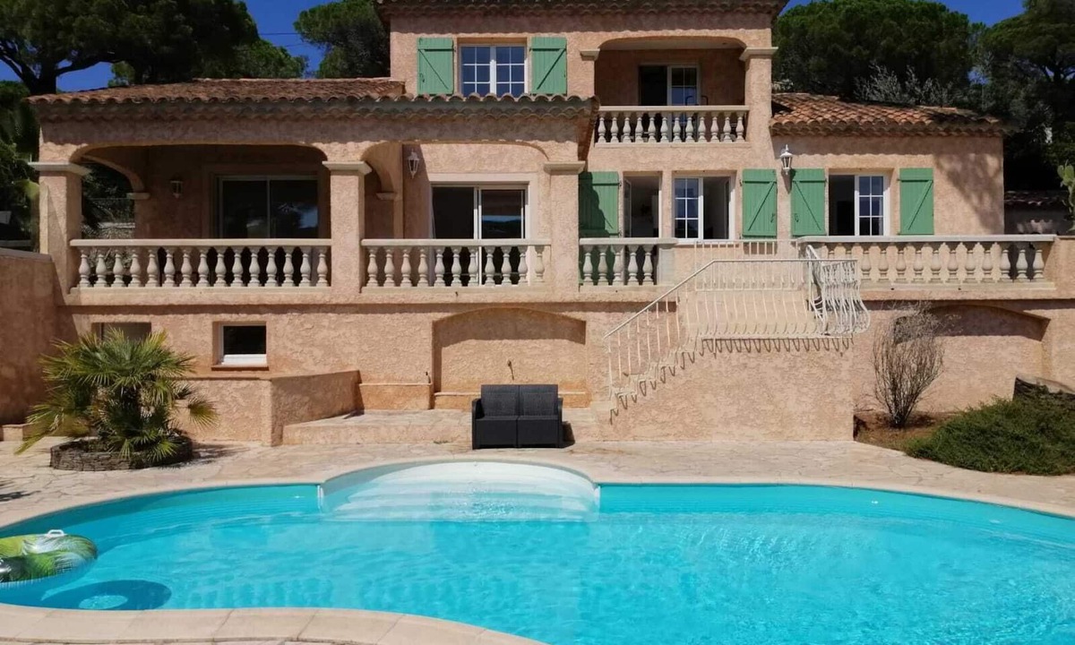 La Nartelle Villa | Superb! 🤩CLIM sea view, Hills Beach1 km 🏖Balneo bath🤗Massage table ZEN😁