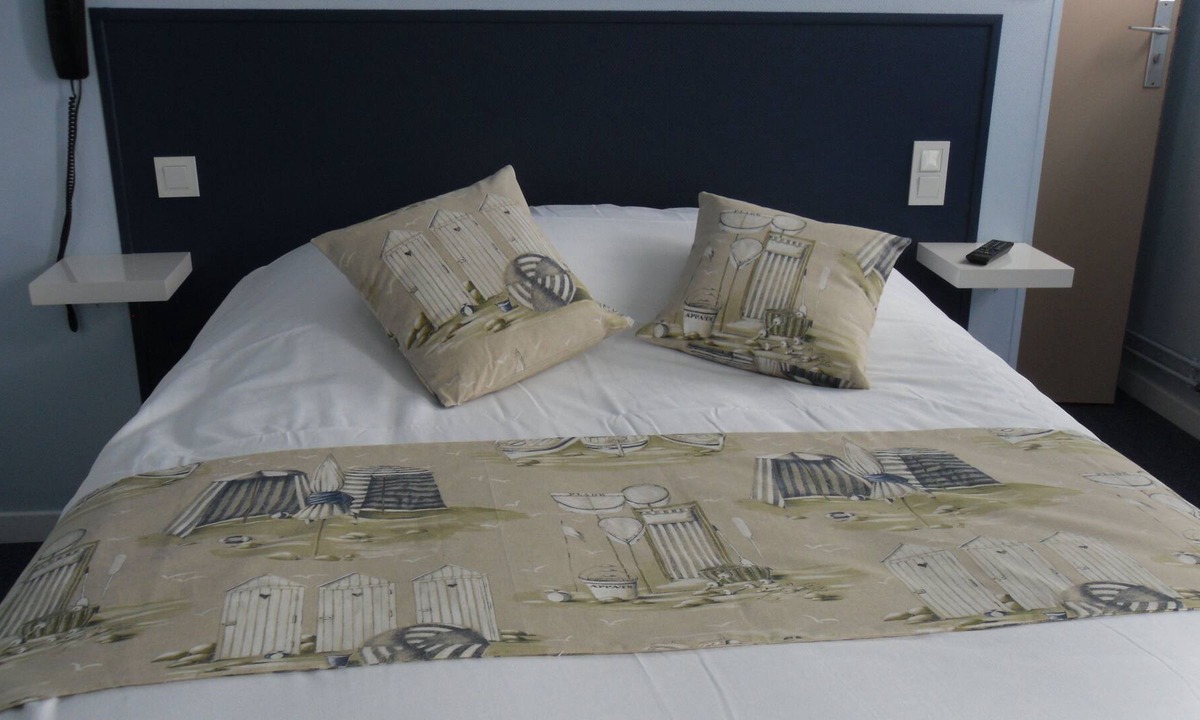 Royan Hotel | The Originals Access, Hôtel Corinna