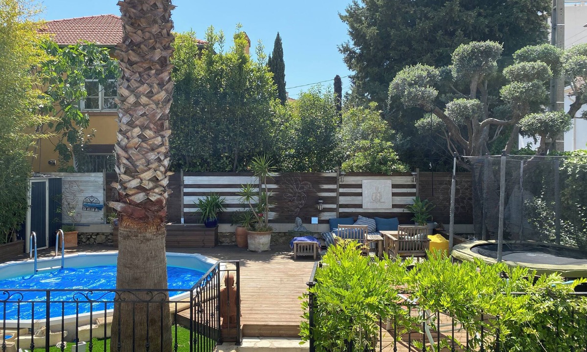 Carnot House | Townhouse with outdoor space ideal for relaxing and enjoying the outdoors