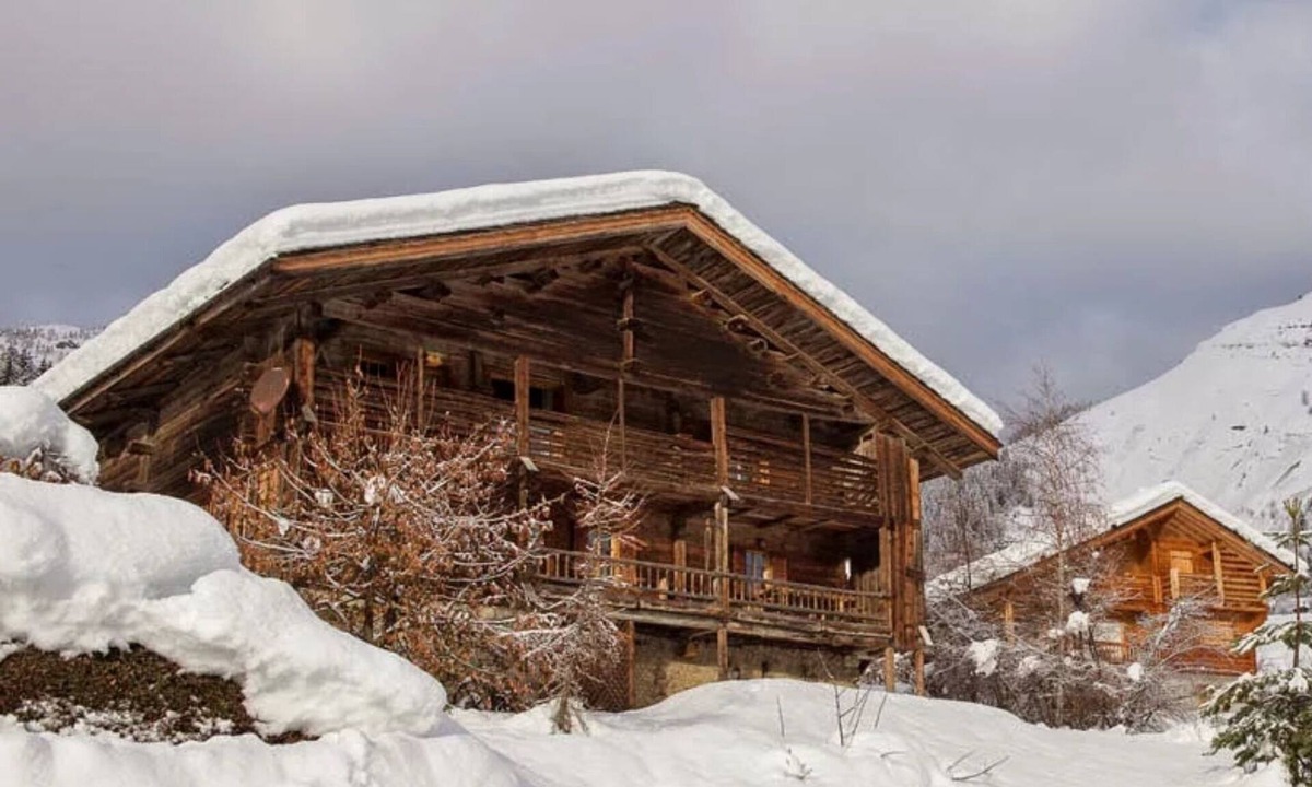 Le Grand-Bornand Ski Chalet | Traditional Aravis farmhouse renovated with taste and comfort.