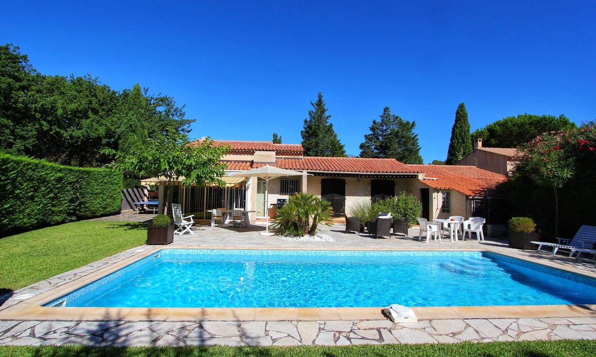 Bormes-Les-Mimosas Villa | Traveler’s Favorite Villa with Private Pool – Walk to the Beach, Labvandou