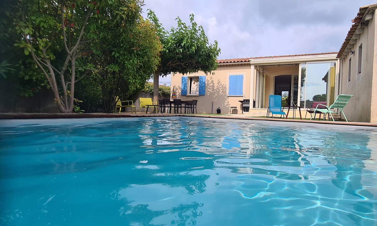 Pernes-les-Fontaines Villa | VILLA 140m² with swimming pool in PERNES LES FONTAINES near LUBERON and VENTOUX