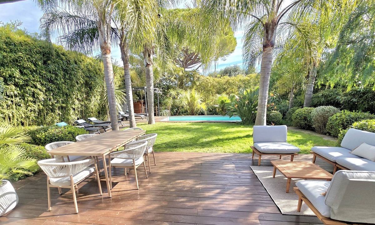 Le Cannet Villa | Villa , 2 miles & 6 min from Cannes Croisette, beaches & FILM FESTIVAL